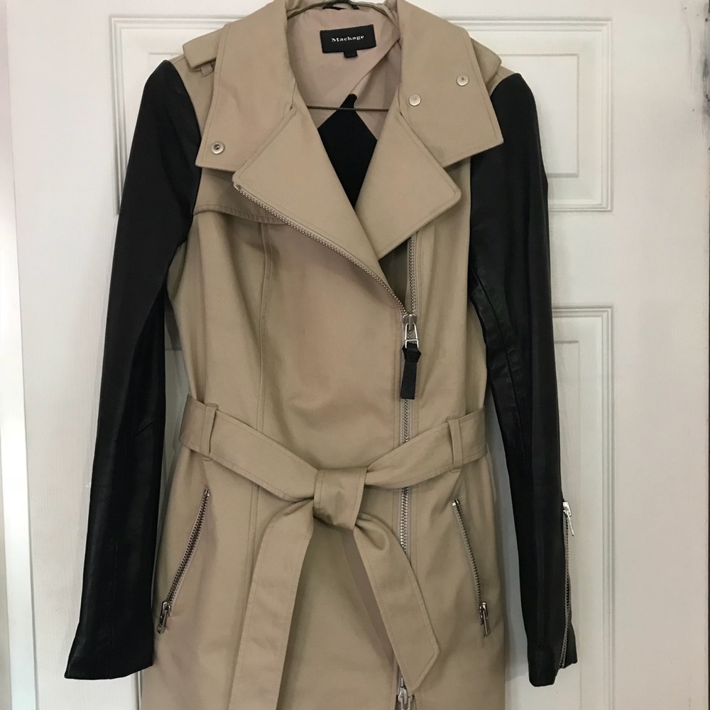 🚫sold🚫Mackage trench coat 🚫SOLD🚫